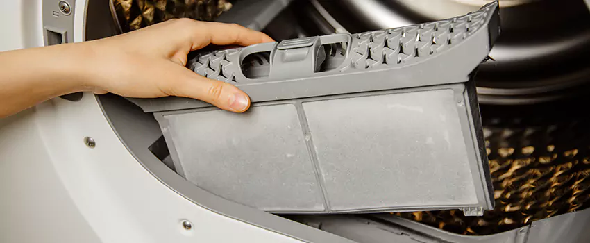 Signs Of A Clogged Dryer Lint Trap in Newport, Rhode Island